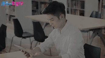 一般出现在人的眼前都是这种男神形象。