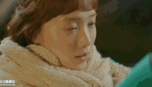 福珠也是女友力爆棚 初雪KISS甜炸