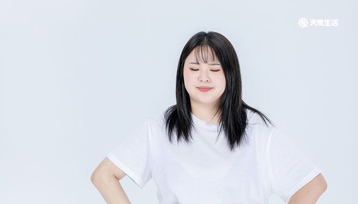 胖脸和满月脸的区别