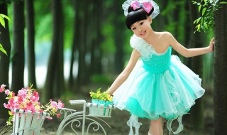 绿裙子搭配什么上衣 教你如何搭配