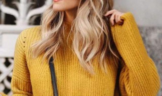 黄色毛衣怎么搭配 让你的冬天性感又可爱