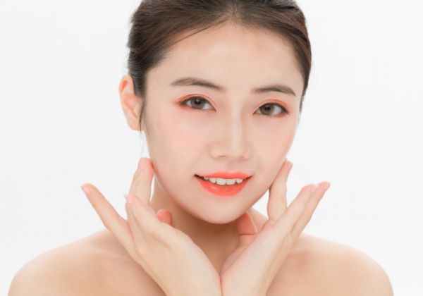 娇韵诗双萃精华使用方法