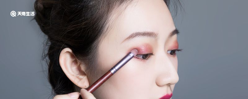 眼影的画法