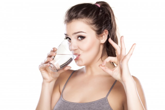 一日断食排毒法喝水方式  轻轻松松给身体一次大清理