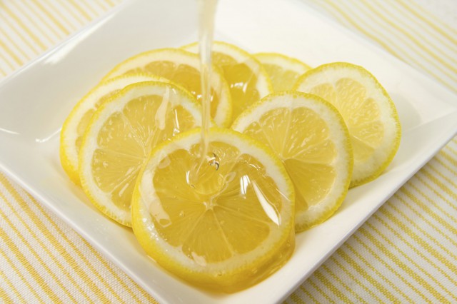 柠檬汁加蜂蜜可以减肥吗 生活中这样做可以快速瘦身