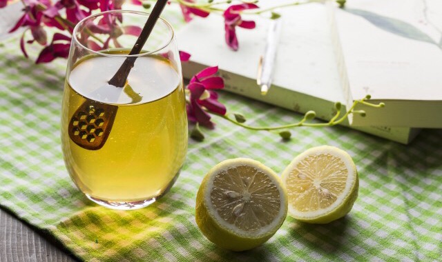 柠檬汁加蜂蜜可以减肥吗 生活中这样做可以快速瘦身