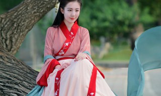 汉服上襦很透该穿什么 汉服上襦很透该怎么穿